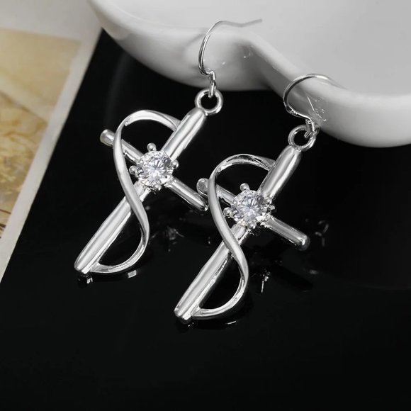 Beautiful Crystal Cross Hanging Earring's Solid 925 Sterling Silver - Picture 4 of 8